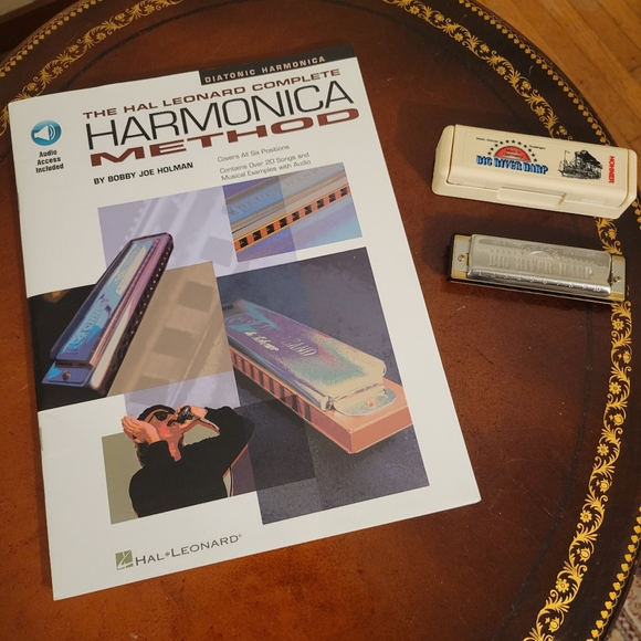 New Hohner Harmonica And Music Book - Picture 1 of 12